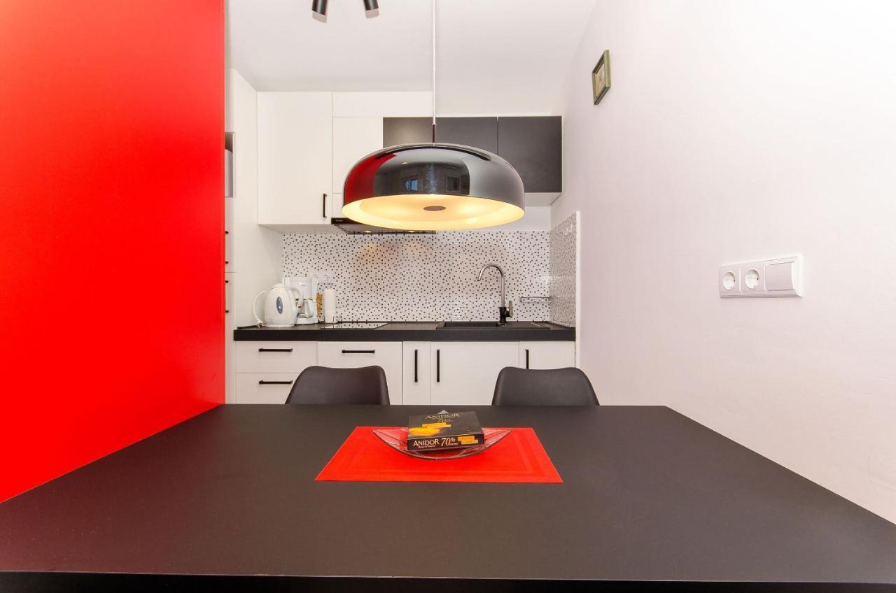 Apartment Sreta Омиш Экстерьер фото