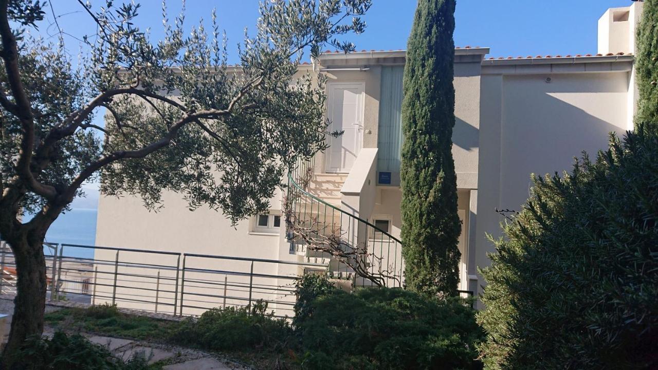 Apartment Sreta Омиш Экстерьер фото